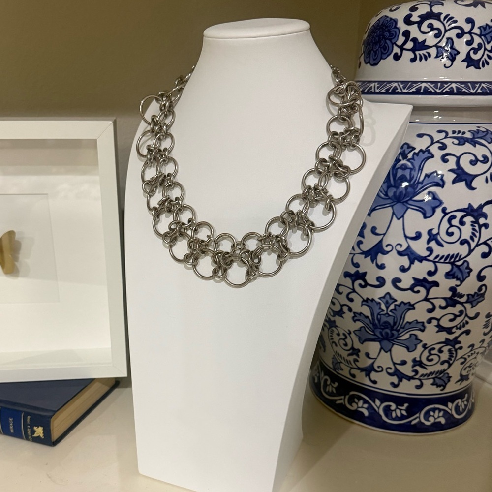 Cato Silver Toned Chunky Interlocking Circle Statement Necklace